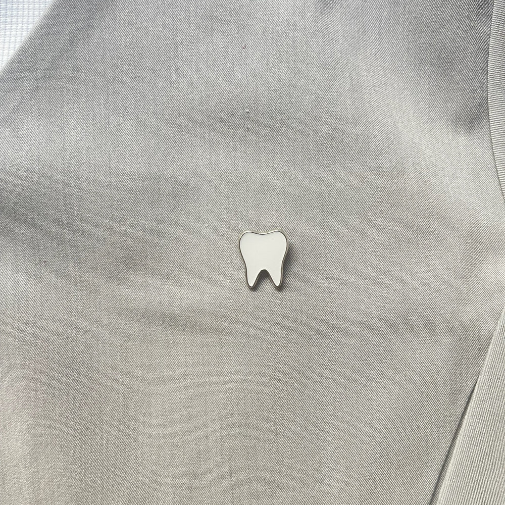 
            
                Load image into Gallery viewer, Original Tooth Pin - Glossy Grey
            
        