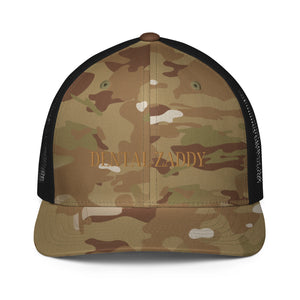 Closed-back trucker cap