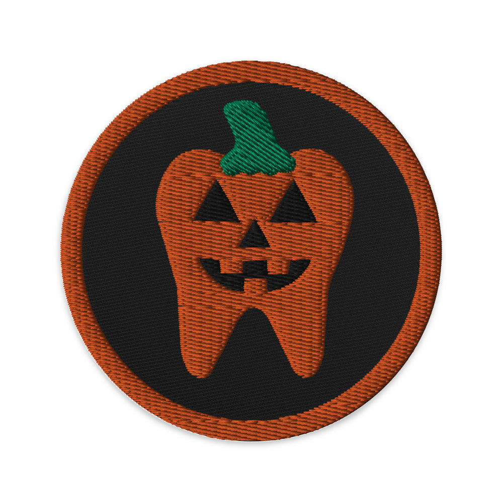 
            
                Load image into Gallery viewer, Jack-o-lantern Tooth Embroidered Circle Patch
            
        