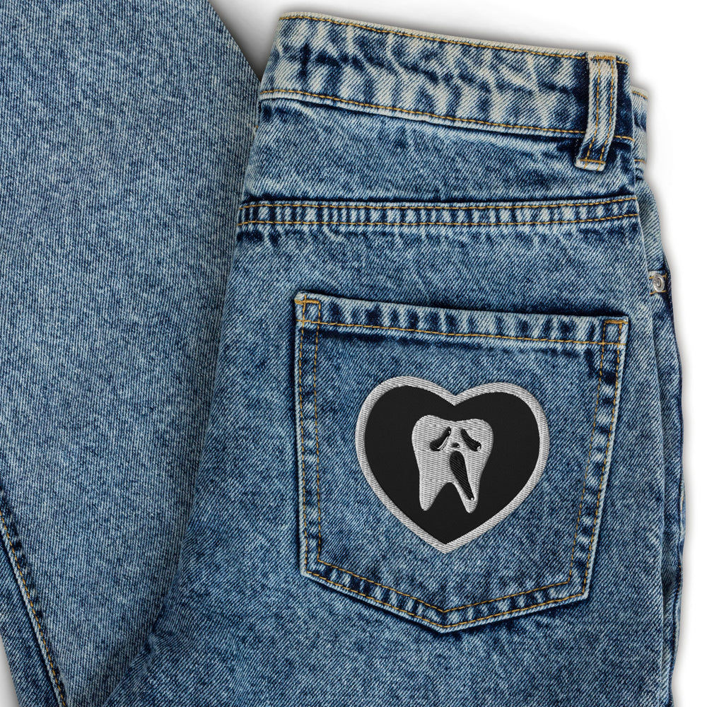 Scream Ghost Tooth Embroidered Heart Patch White Trim