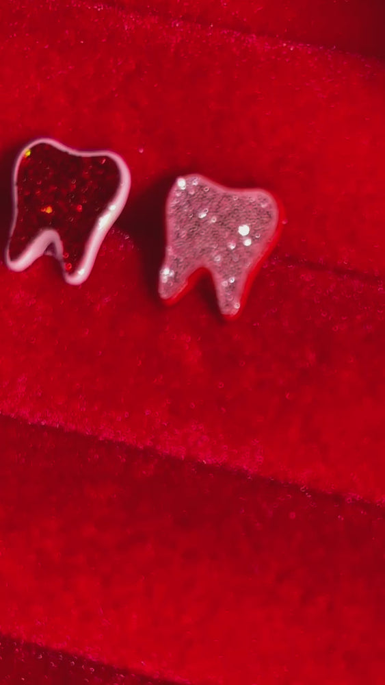 
            
                Load and play video in Gallery viewer, Red Glitter &amp;amp; Pink Glitter Mini Tooth Pins
            
        