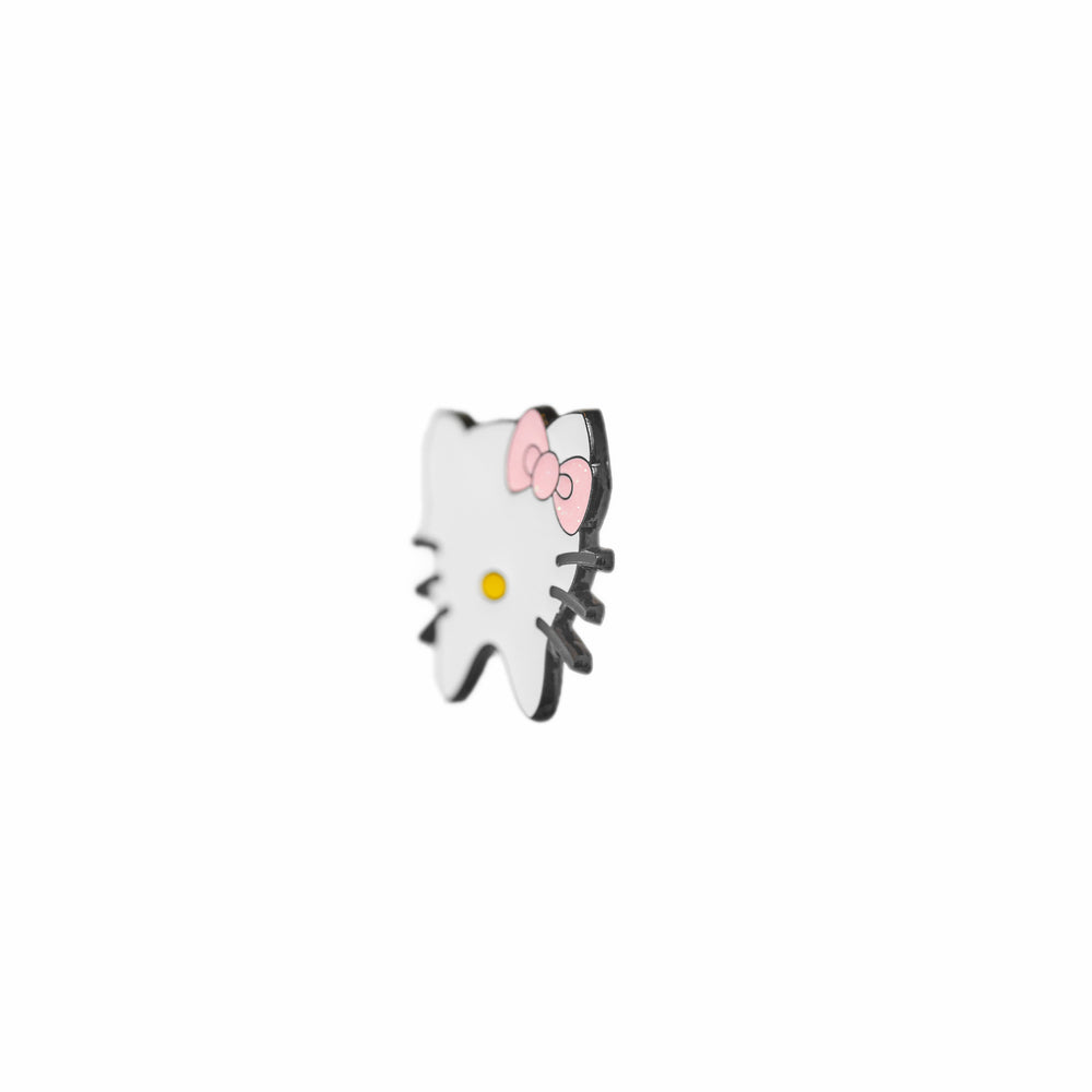 
            
                Load image into Gallery viewer, Original Kitty Tooth Pin- Pink Glitter Bow
            
        