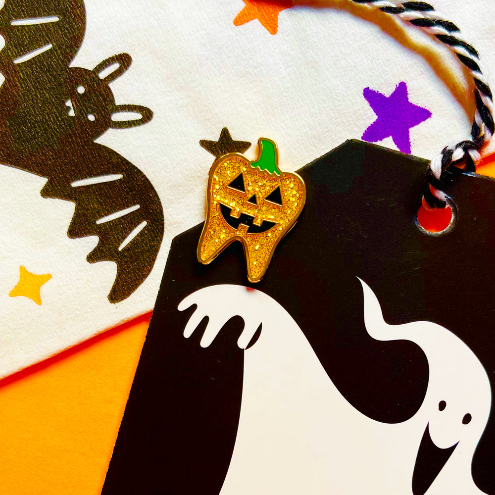 Specialty Tooth Pin - Glitter Jack-O’-Lantern